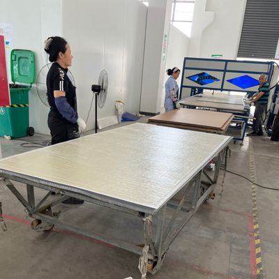 1000 - 4500g/min Mesin lem otomatis untuk membuat panel honeycomb