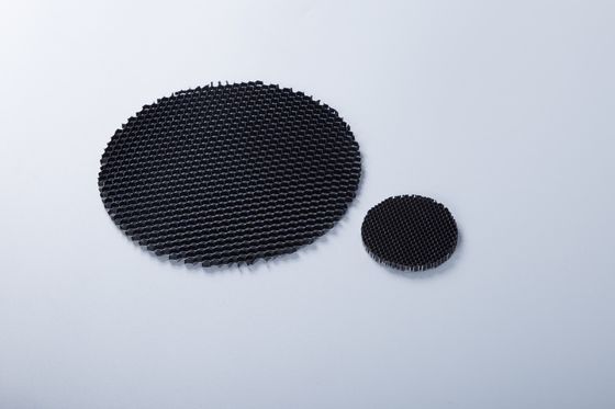 Hitam Aluminium Honeycomb Louver Untuk Multi Fungsi Isi Cahaya