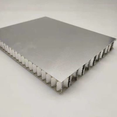 25mm Ketebalan HPL Honeycomb Sandwich Panel Untuk Fasad Dinding