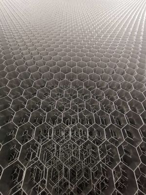 Bahan Inti Honeycomb Aluminium Ringan Dengan Permukaan Langsing