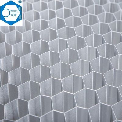 Pintu tahan api Aluminium Honeycomb Dengan Ukuran Sel Besar 25mm