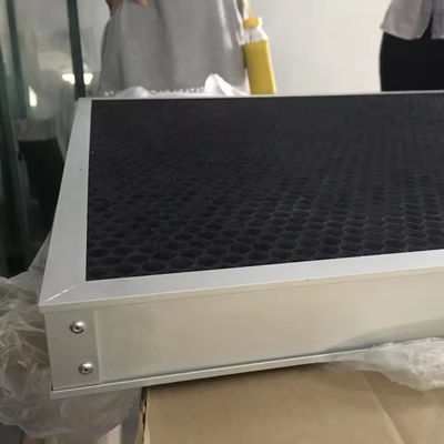 Aluminium Honeycomb Filter Dengan Lapisan Karbon Aktif Ukuran 500x500mm