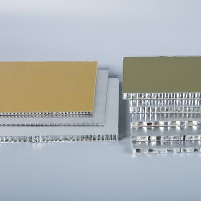 Konstruksi Lapisan PE dan PVDF 1 2 Panel Honeycomb Aluminium