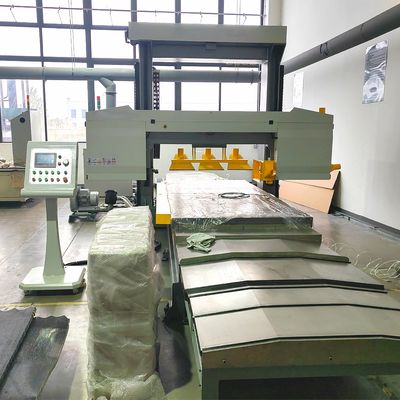3200*1350 Mesin pemotong Nomex dengan sistem vakum untuk memotong
