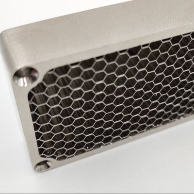 Spot pengelasan stainless steel honeycomb plat dengan ukuran sel 6.4mm Untuk terowongan angin