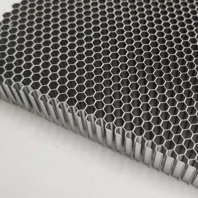 304 316L stainless steel honeycomb core honeycomb ventilasi untuk perlindungan EMI