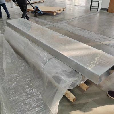 Panel Honeycomb Aluminium Terselubung yang Digunakan di Atap Terapung Internal