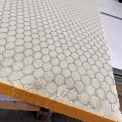Ukuran standar 1200*2440mm Aluminium Honeycomb Core Dipenuhi dengan PU Foam