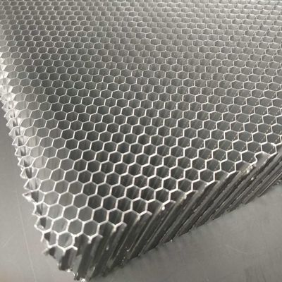 Sudut miring 20 derajat Al3003 Aluminium Honeycomb Core Slant Porous Untuk bahan EMI