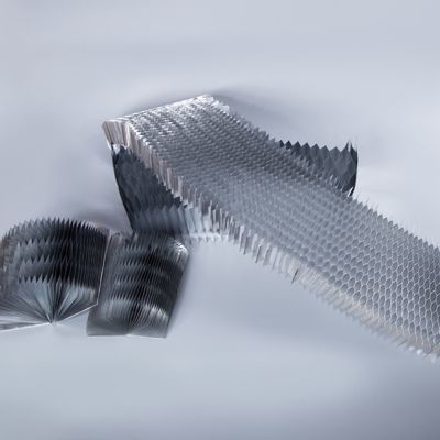 Industri Bangunan Aluminium Honeycomb Core 1200x2400mm Kekuatan Tinggi