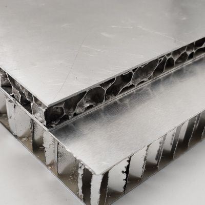 500x500mm Aluminium Menghadap Foam Core Panel Kekuatan Tinggi Super Tekanan