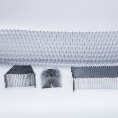 Bentuk strip Aluminium Honeycomb Core 1667x25x10mm