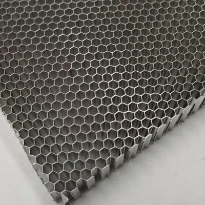 Ukuran Besar Aluminium Honeycomb Core Hexagonal untuk industri pencahayaan