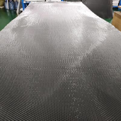 Ukuran Besar Perforated Aluminium Honeycomb Core Hexagonal Untuk Industri Bangunan