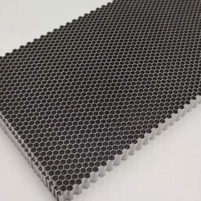 Pengelasan Titik 8.2mm Ukuran Sel Logam Baja tahan karat Honeycomb Air Straightener